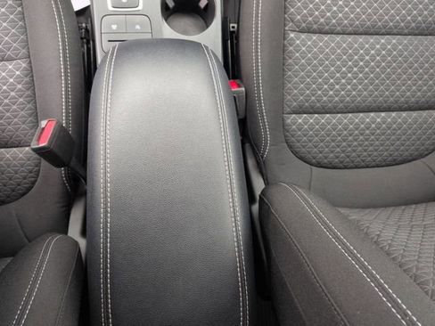 Certified 2023 Ford Escape Active AWD/4WD image 34