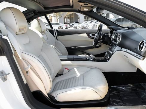 Used 2017 Mercedes-Benz SL 450 image 30