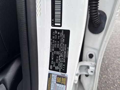 Used 2021 Kia Forte GT-Line image 29