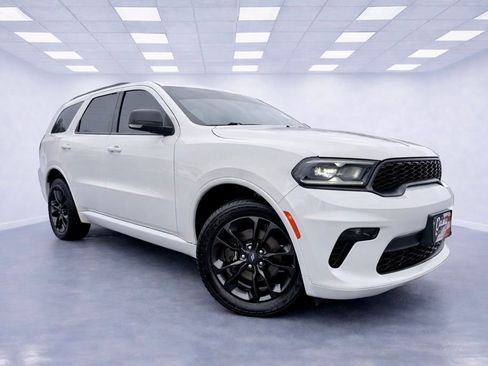 Used 2021 Dodge Durango GT image 2