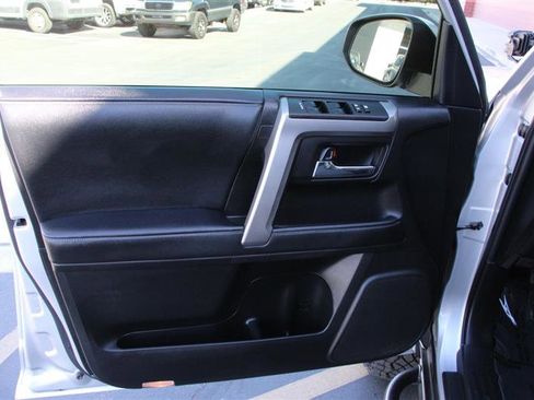 Used 2021 Toyota 4Runner SR5 image 13