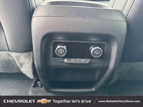 Used 2025 Buick Enclave Preferred image 20