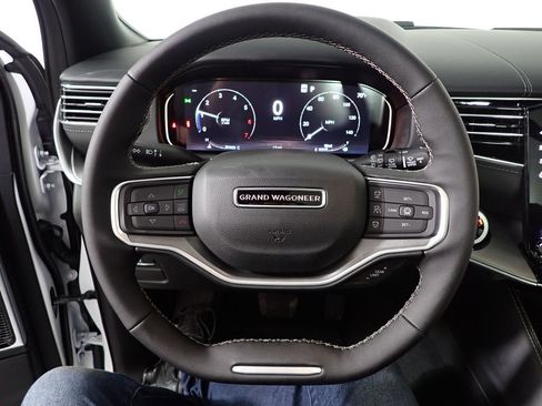 New 2026 Jeep Grand Wagoneer Limited AWD/4WD image 31