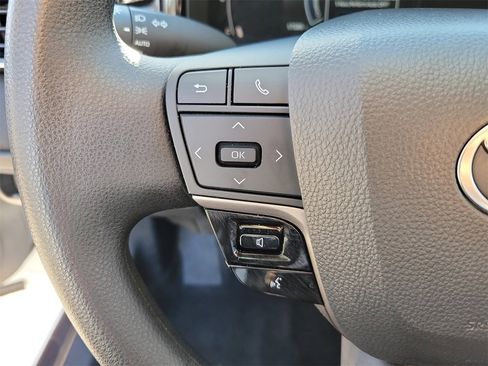 Used 2025 Toyota Camry LE image 20