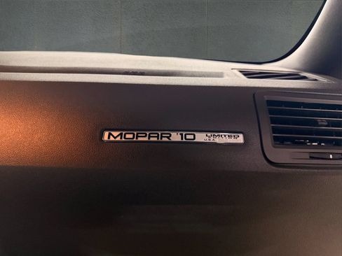 Used 2010 Dodge Challenger R/T w/ Mopar 10 Pkg RWD image 20
