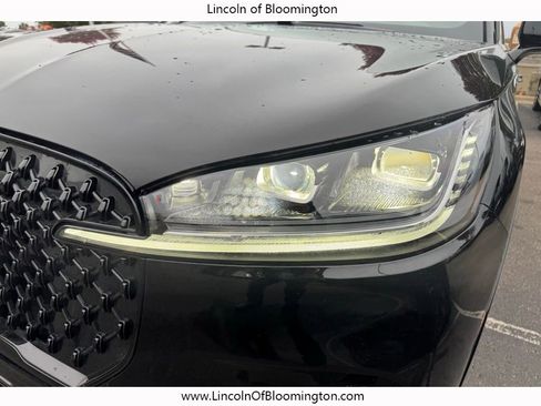 Certified 2025 Lincoln Aviator Black Label w/ Jet Appearance Package image 14