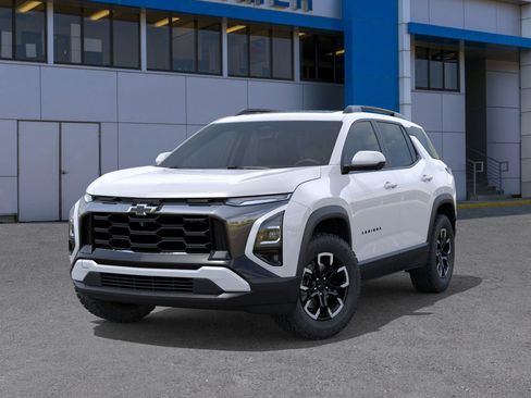 New 2026 Chevrolet Equinox ACTIV w/ Convenience Package III AWD/4WD image 20