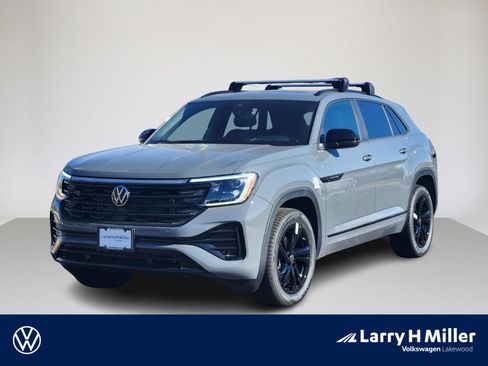 New 2026 Volkswagen Atlas Cross Sport SEL R-Line image 1