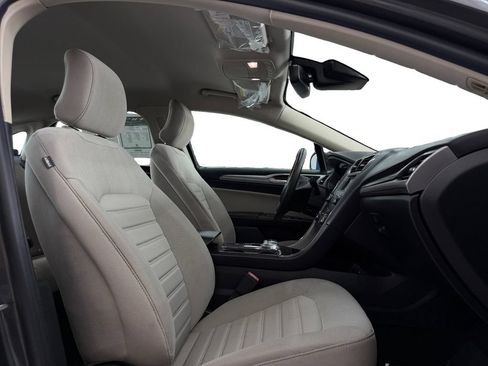 Used 2019 Ford Fusion S FWD image 17