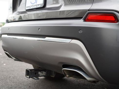 Used 2019 Jeep Cherokee Limited w/ Technology Group image 29