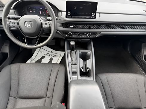 Used 2024 Honda Accord EX image 8