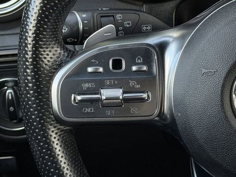 Used 2022 Mercedes-Benz GLC 300 image 15