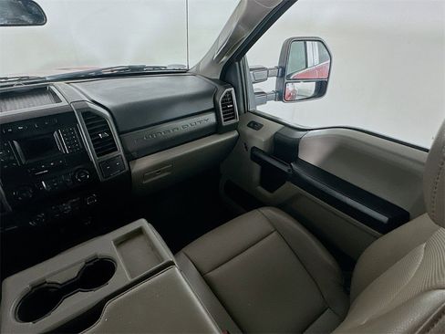 Used 2020 Ford F450 XL w/ Power Equipment Group image 11