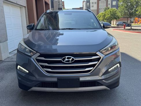 Used 2017 Hyundai Tucson Value AWD/4WD image 9