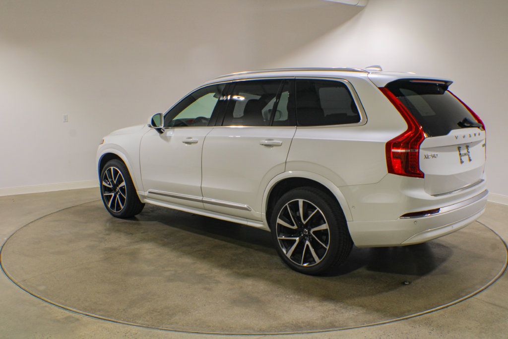 Certified 2024 Volvo XC90 B6 Ultimate w/ Protection Package Premier AWD/4WD image 3