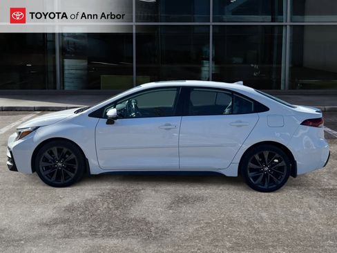 Used 2024 Toyota Corolla XSE image 10