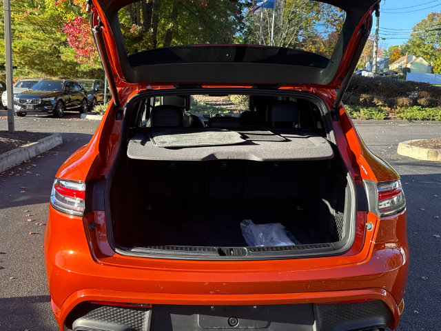 Used 2024 Porsche Macan S AWD/4WD image 25