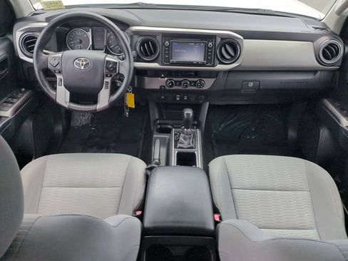 Used 2018 Toyota Tacoma SR5 RWD image 20