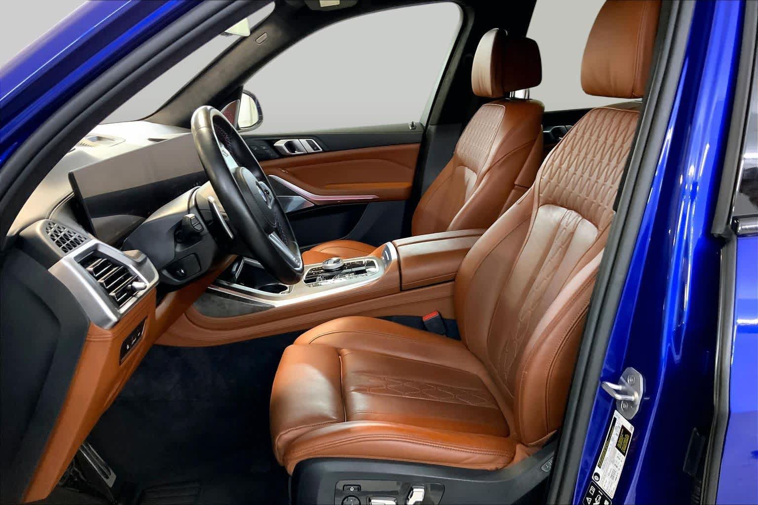 Used 2025 BMW X7 M60i AWD/4WD image 7