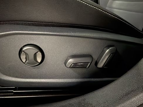 New 2026 Volkswagen Jetta SE image 19