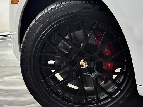 Used 2018 Porsche Macan GTS w/ Premium Package Plus image 16