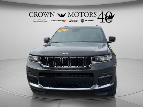 Used 2023 Jeep Grand Cherokee L Limited w/ Luxury Tech Group II AWD/4WD image 2