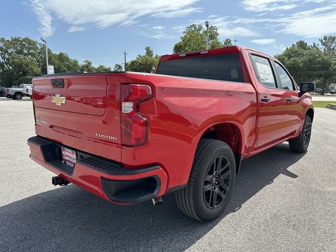 New 2025 Chevrolet Silverado 1500 Custom image 3