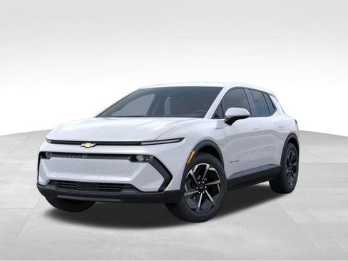 New 2026 Chevrolet Equinox EV LT w/ Comfort Package FWD image 6