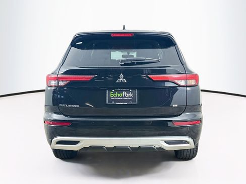 Used 2024 Mitsubishi Outlander SE FWD image 7