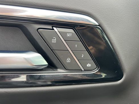 Used 2025 Chevrolet Tahoe LT image 25