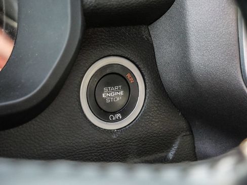 Used 2021 RAM 1500 Big Horn AWD/4WD image 30