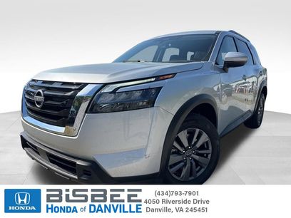 Used 2025 Nissan Pathfinder SV