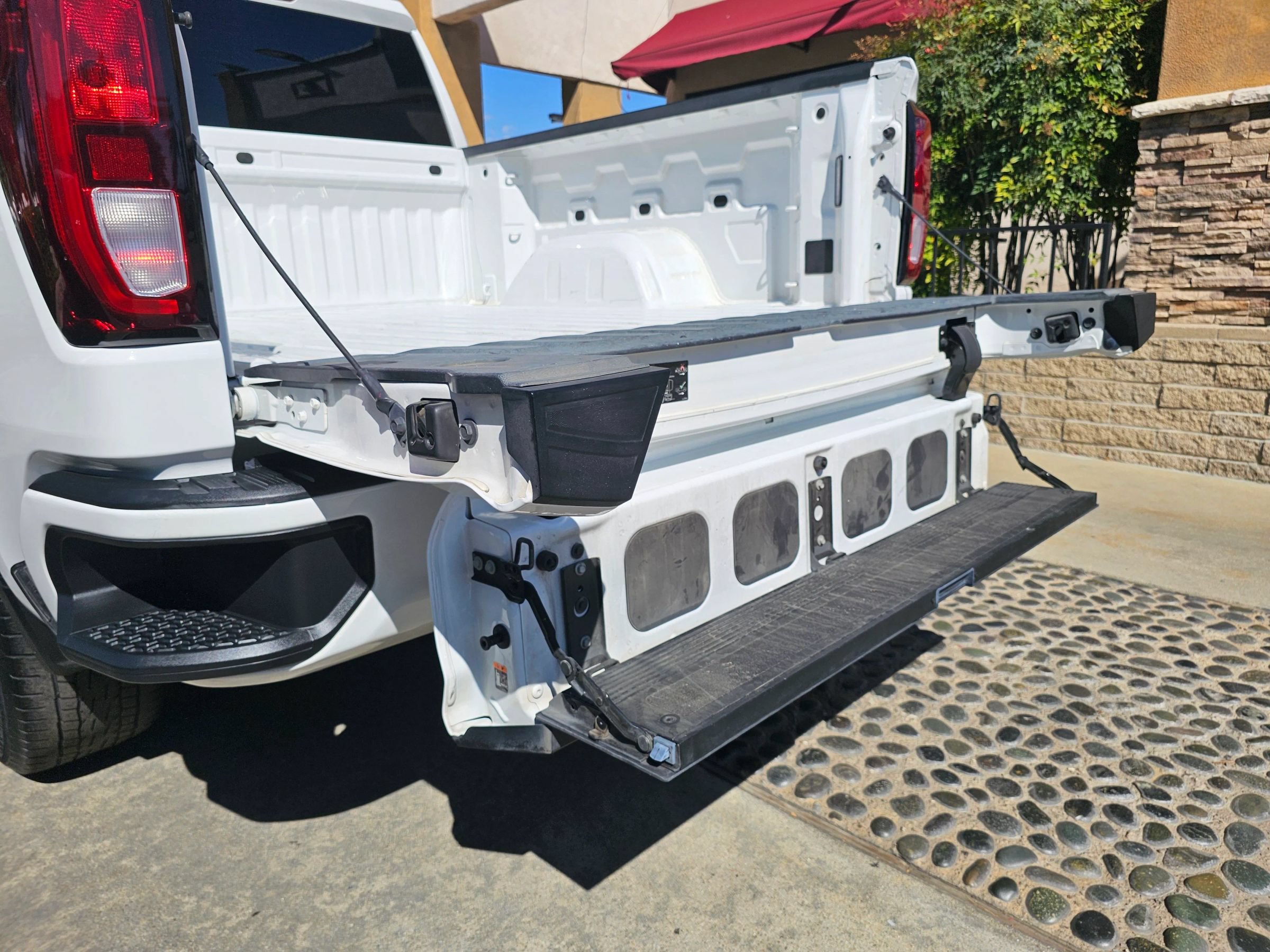 Used 2021 GMC Sierra 1500 Elevation RWD image 27