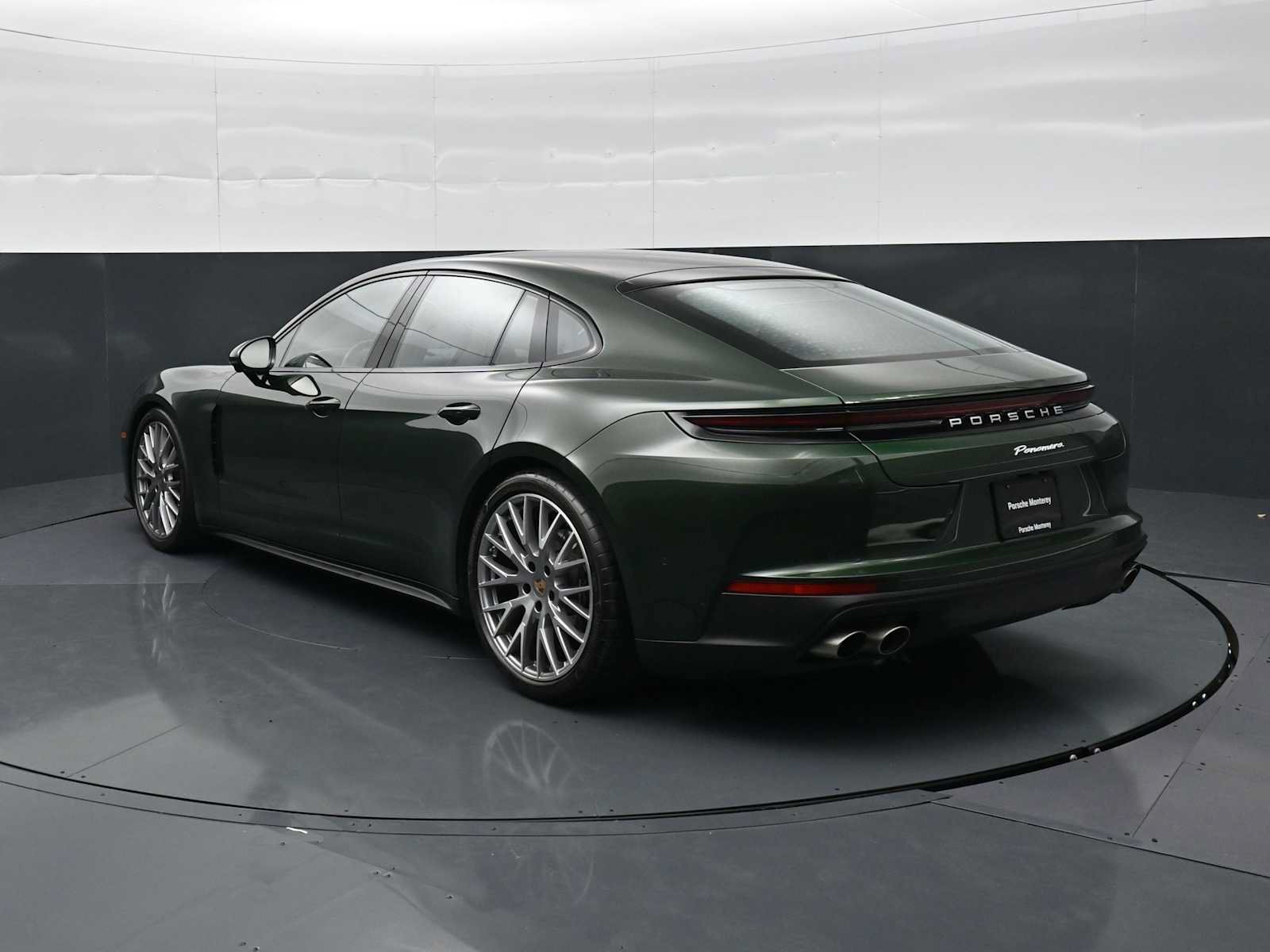 New 2026 Porsche Panamera RWD image 3