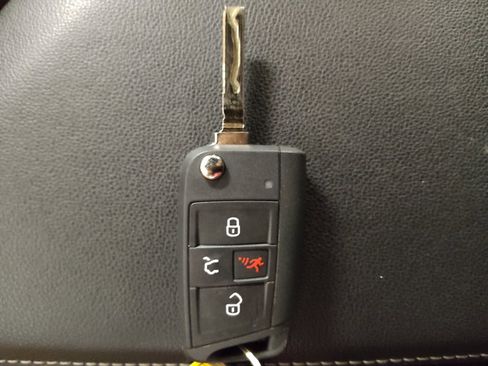 Used 2024 Volkswagen Jetta Sport FWD image 32