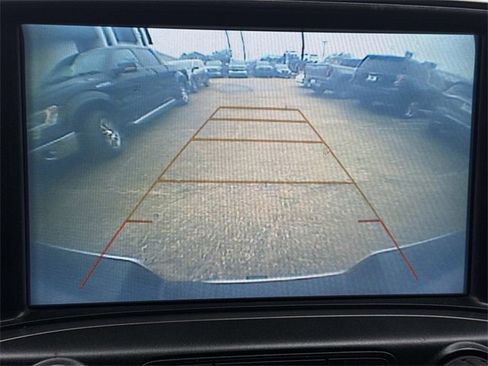 Used 2018 Chevrolet Silverado 1500 LT w/ Texas Edition image 31