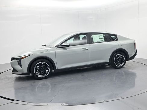 New 2026 Kia K4 EX FWD image 4