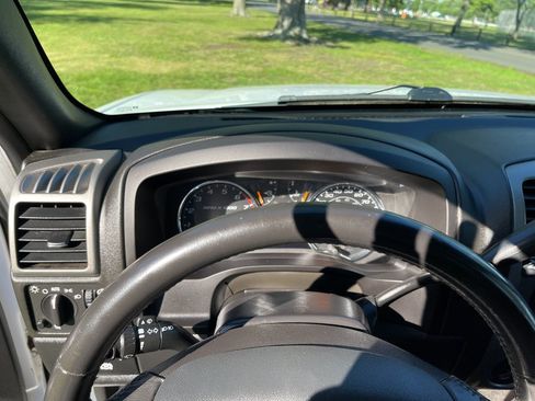 Used 2012 Chevrolet Colorado LT AWD/4WD image 40