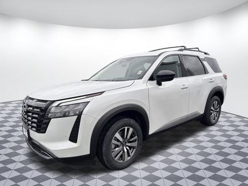 New 2026 Nissan Pathfinder SL AWD/4WD image 3