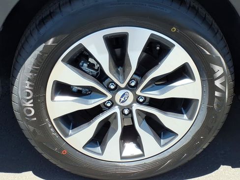 Certified 2024 Subaru Outback Touring AWD/4WD image 11
