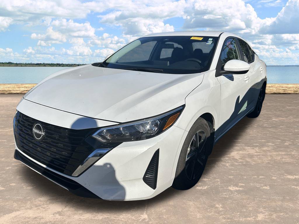 Used 2025 Nissan Sentra SV FWD image 4