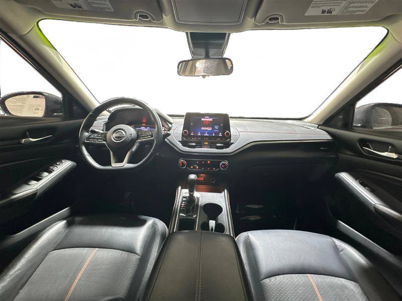 Used 2020 Nissan Altima 2.5 SR FWD image 14