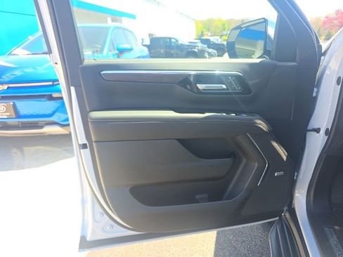 New 2026 Chevrolet Tahoe Premier AWD/4WD image 15