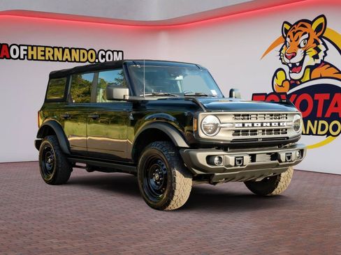 Used 2023 Ford Bronco Black Diamond AWD/4WD image 3