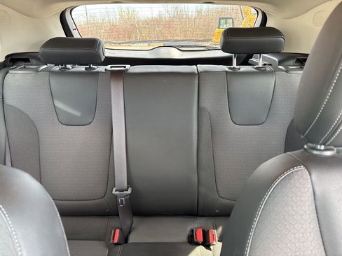Used 2022 Buick Encore GX Preferred FWD image 35