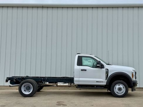 New 2024 Ford F550 4x4 Regular Cab Super Duty image 6