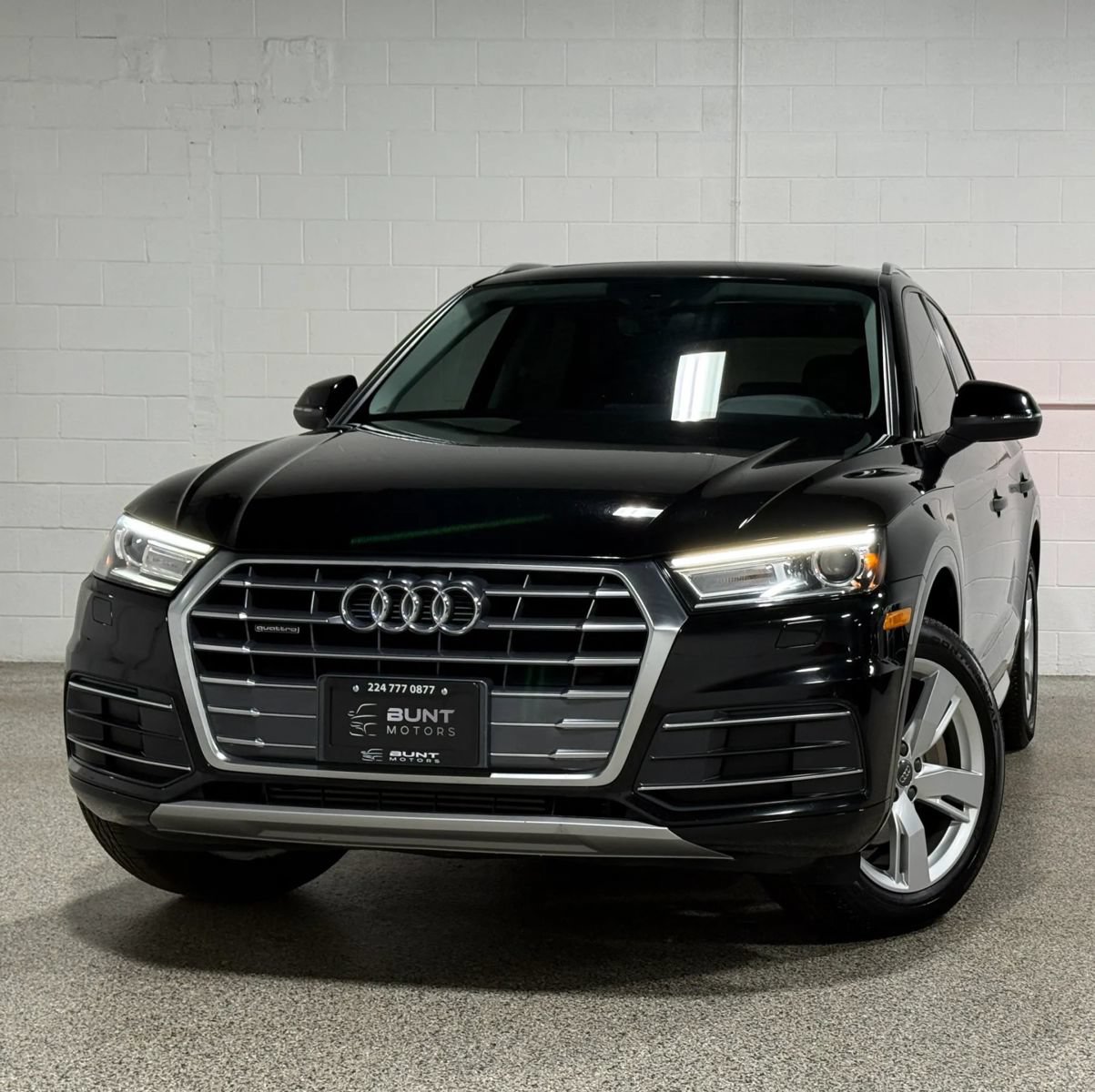 Used 2018 Audi Q5 2.0T Premium AWD/4WD image 2