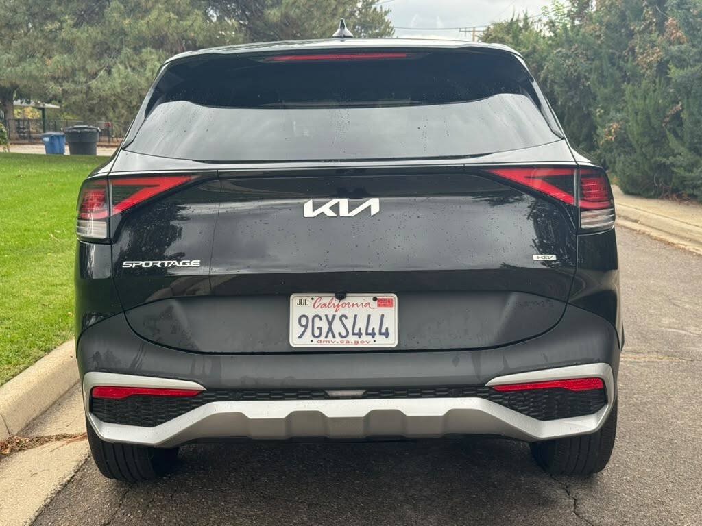 Used 2023 Kia Sportage LX FWD image 4