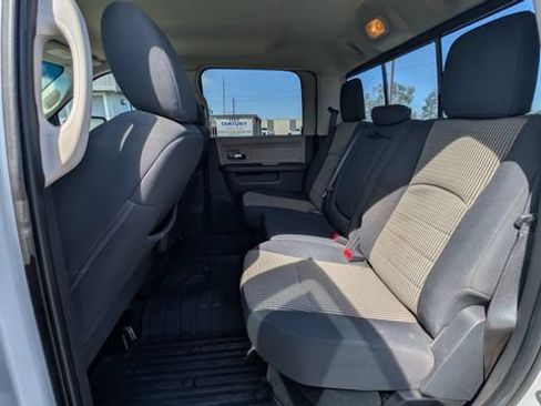 Used 2012 RAM 2500 SLT w/ Protection Group AWD/4WD image 4