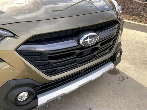 Used 2024 Subaru Outback Limited image 32